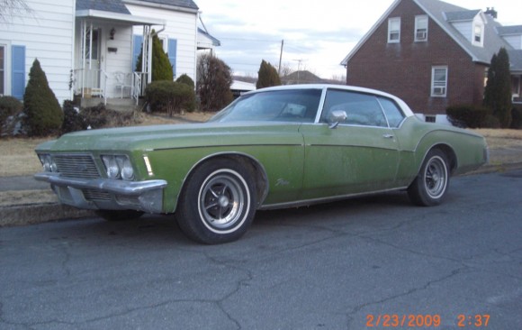 Buick riviera 1971 ( France dpt 38)