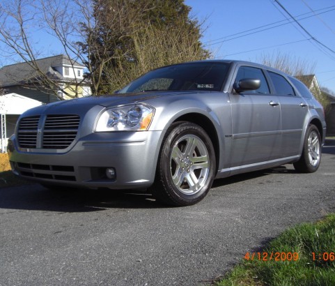 Dodge Magnum RT 2006 ( Pennsylvanie , USA)