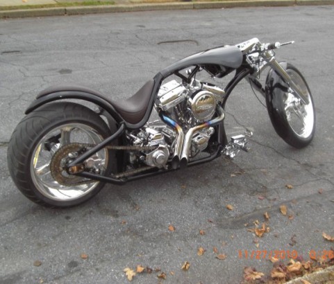 Harley davidson chopper chapel 2006 ( France dpt 54)