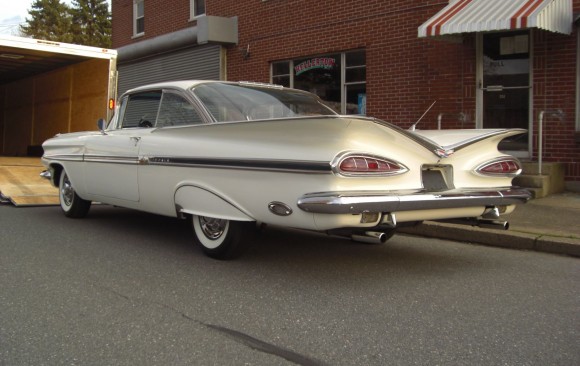 Chevrolet Impala coupe 1959 ( France dpt 42)