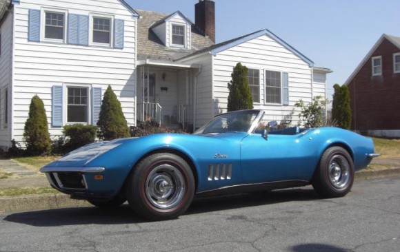 Chevrolet Corvette convertible 427ci 1969 ( France dpt 16)