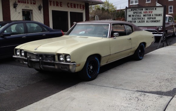 Buick Skylark coupe 1972 ( France dpt 26)