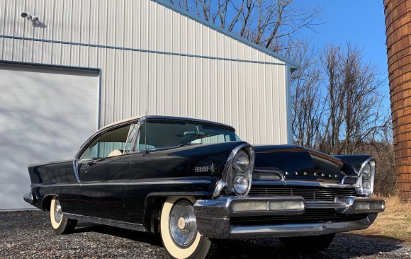 Lincoln Premiere hardtop coupe 1957 ( Elkton ,Maryland)