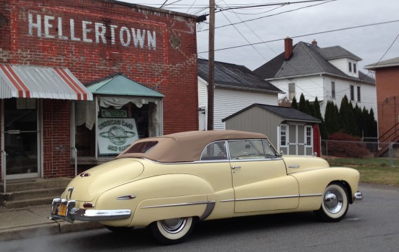 Buick Roadmaster convertible 1947 ( France dpt 42)