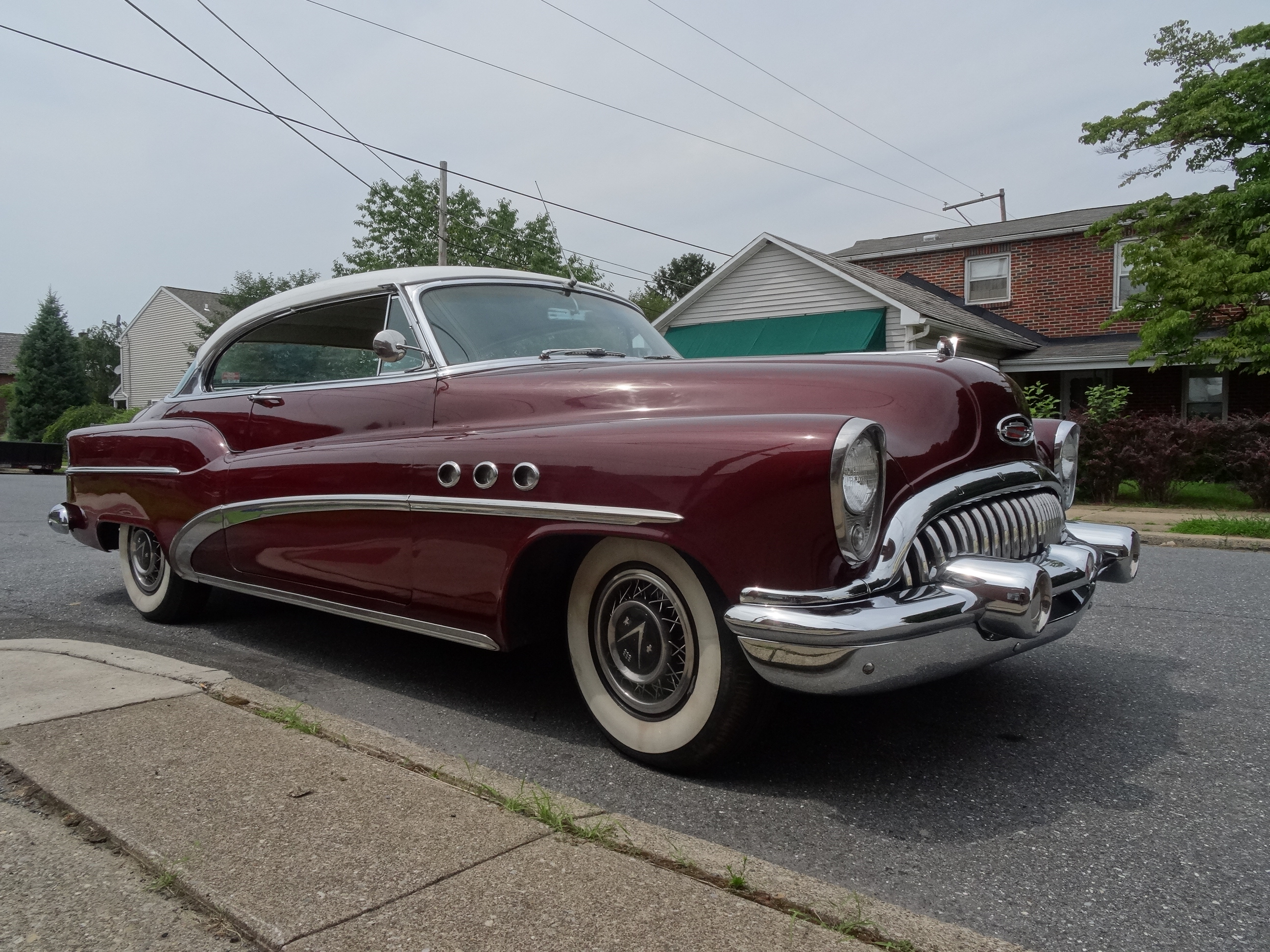 Buick riviera super hardtop coupe 1953