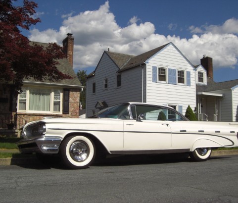 Pontiac Bonneville coupe 1959 ( France dpt 94)