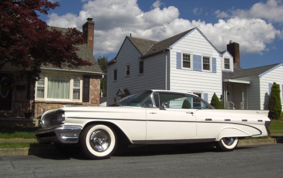 Pontiac Bonneville coupe 1959 ( France dpt 94)