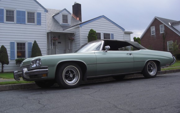 Buick Centurion convertible 1973 ( France dpt 72)