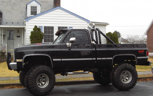 Chevrolet 3500 Pick-up 1974 ( France dpt 34)