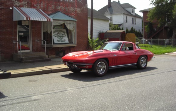 Chevrolet Corvette 1965 396ci ( France dpt 49)