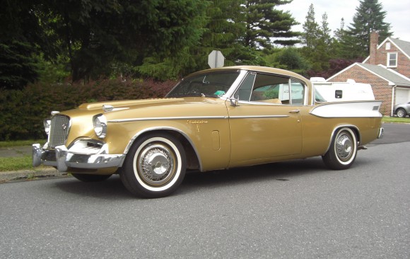 Studebaker Golden Hawk 1957 ( France dpt 34)