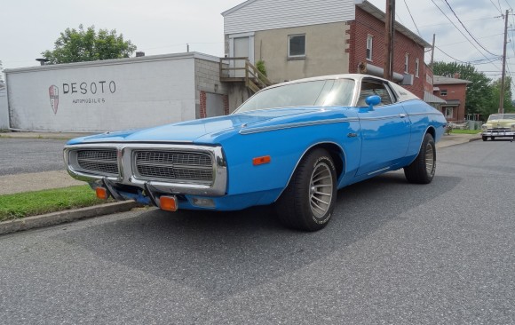 Dodge charger SE Brougham 1972 ( France dpt 05)