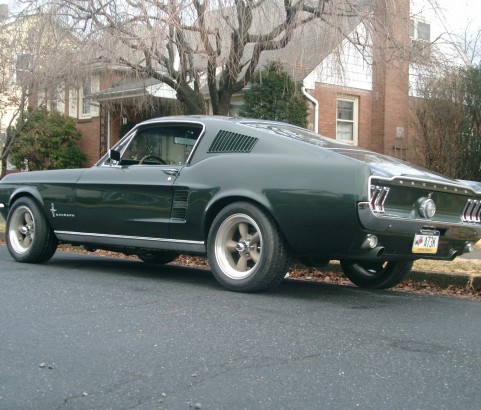 Ford Mustang Fastback 1967  ( Bullit)  (France dpt 75)