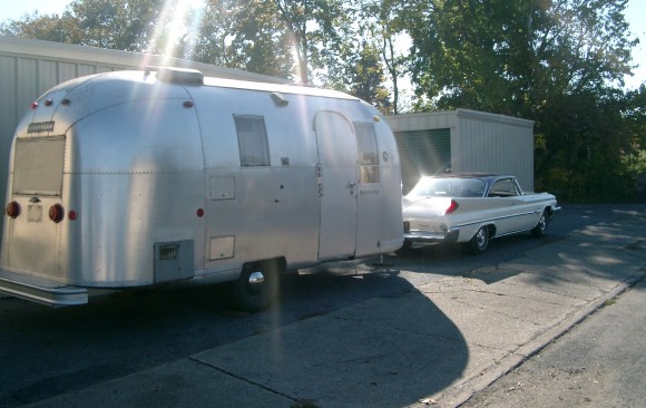 Airstream Globe trotter 1966 ( France dpt 85)