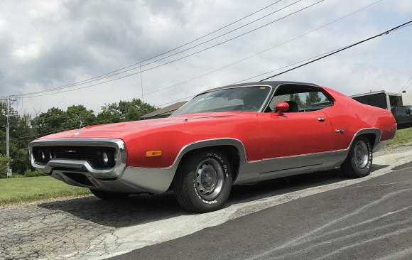 Plymouth Satellite Sebring plus 1972 ( France dpt 41)