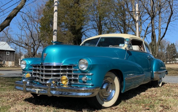 Cadillac serie 62 sedanette 1947 ( Francfort , Allemagne)