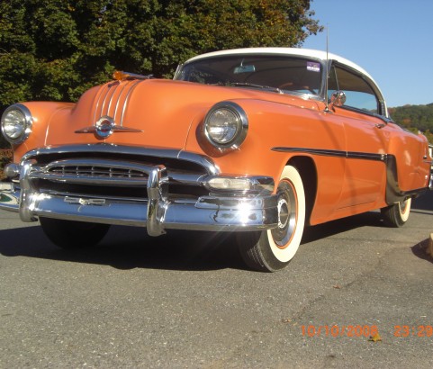 Pontiac Catalina hardtop coupe 1954 ( France dpt 22)