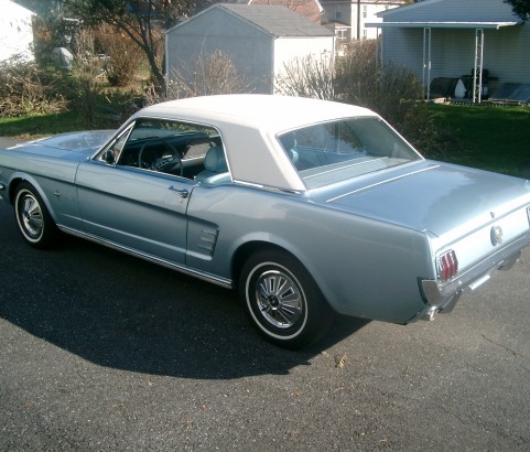 Ford Mustang coupe 1966 ( France dpt 54)