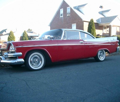 Dodge Coronet lancer coupe 1958 ( France dpt 35)