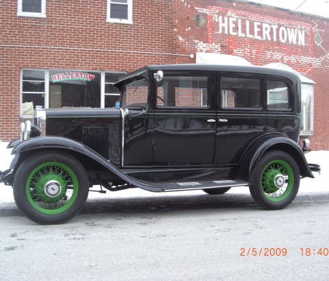 Chevrolet sedan 1930 ( France dpt 44)