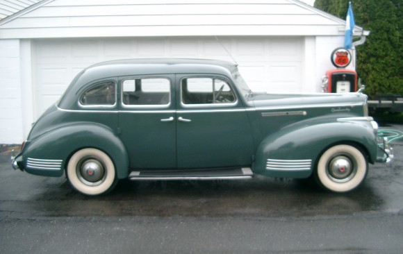 Packard 120 Touring sedan 1941 ( France dpt 06)