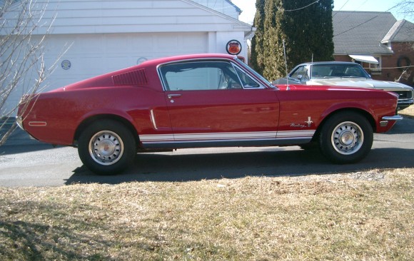 Ford Mustang Fastback 1968 ( France dpt 83)