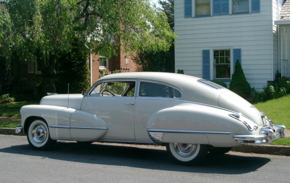 Cadillac serie 62 sedanette 1947