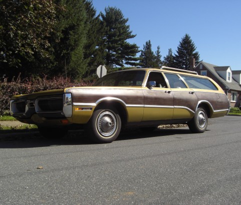 Plymouth Fury sport suburban 1972 ( Pinasca, Italie)