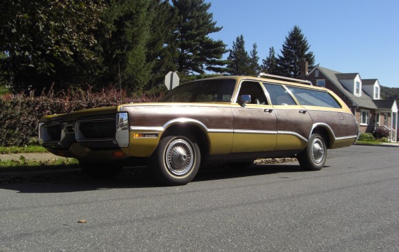 Plymouth Fury sport suburban 1972 ( Pinasca, Italie)