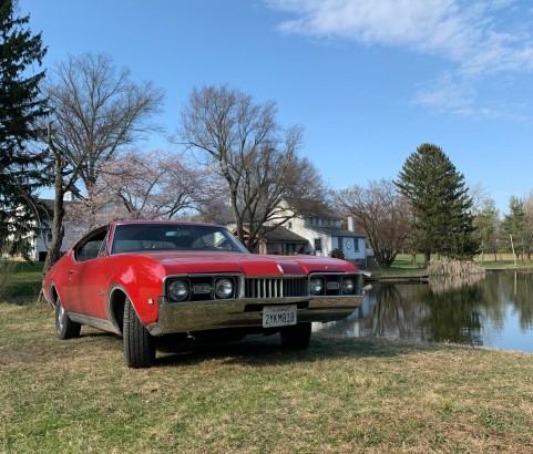 Oldsmobile cutlass supreme coupe 1968 ( France dpt 57)