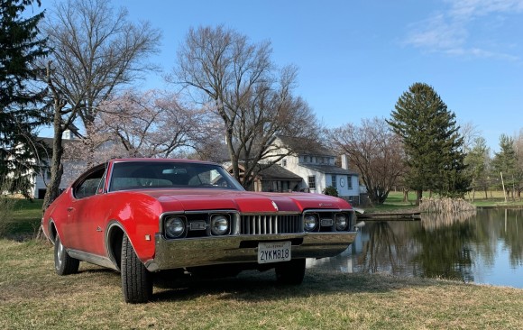 Oldsmobile cutlass supreme coupe 1968 ( France dpt 57)