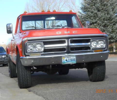 GMC Sierra pick-up 4x4 1971 ( France dpt 38)