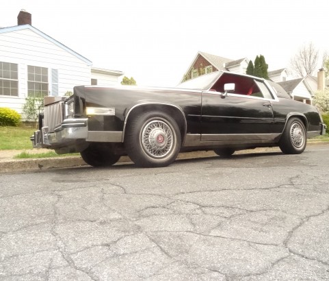 Cadillac Eldorado Biarritz coupe 1985 ( France dpt 49)