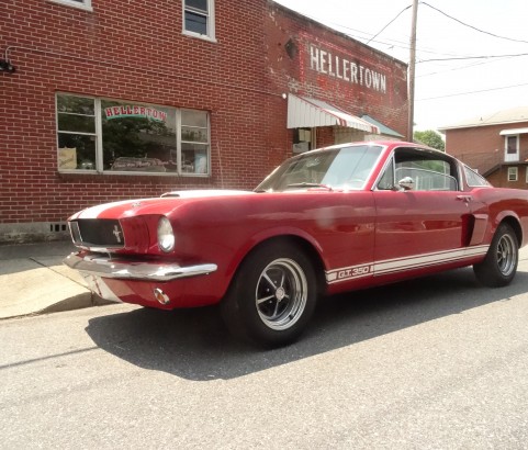 Ford mustang Fastback 1965 Shelby replica ( France dpt 60 )