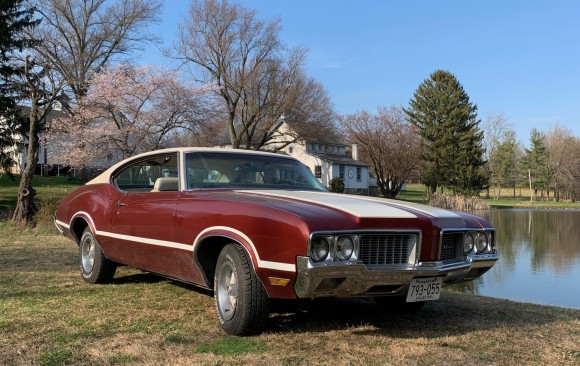 Oldsmobile cutlass supreme coupe 1970 ( France dpt 54)