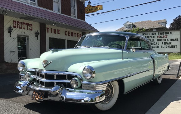 Cadillac coupe de ville 1952 ( Brisbane, Australie)