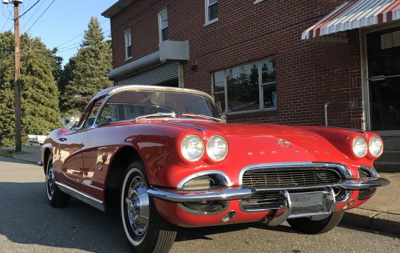 Chevrolet Corvette 1962  ( France dpt 92)