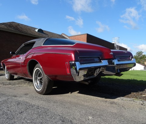 Buick riviera 1972 ( France dpt 35)