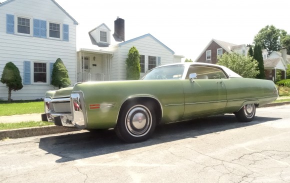 Imperial le baron hardtop coupe 1973 ( France dpt 92)