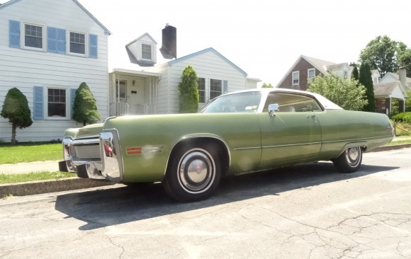 Imperial le baron hardtop coupe 1973 ( France dpt 92)