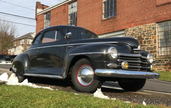 Plymouth business coupe 1946 (France dpt 47)