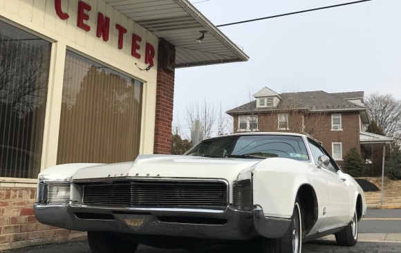 Buick riviera 1966 ( France dpt 77)