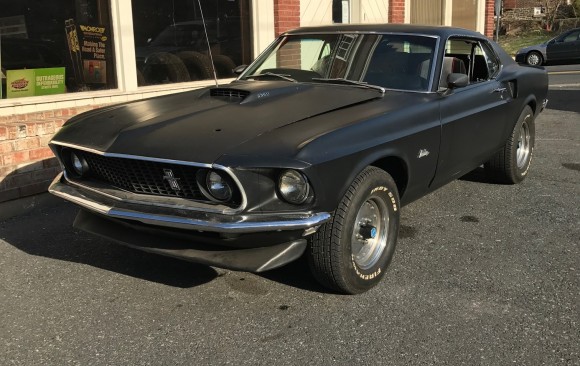 Ford Mustang fastback 1969 ( France dpt 42)