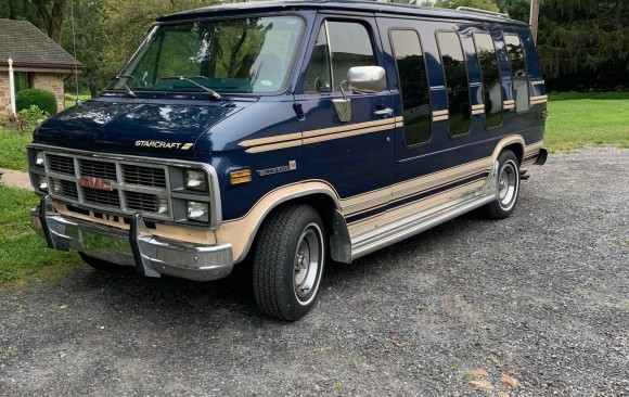 GMC Vandura Starcraft VAN 1984 (  FRANCE DPT 29)