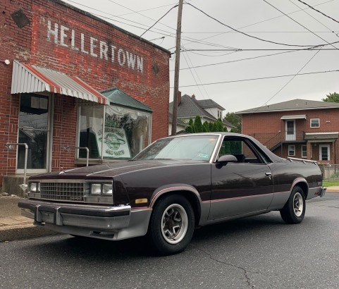 Chevrolet El camino 1987 ( France dpt 29)