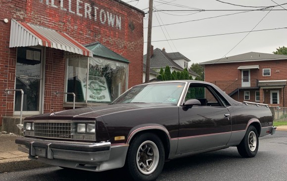 Chevrolet El camino 1987 ( France dpt 29)