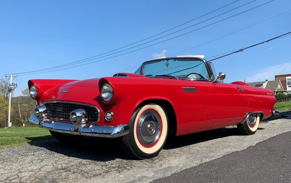 Ford Thunderbird convertible 1956 ( France dpt 77)