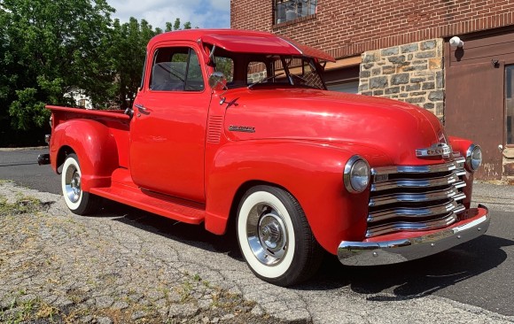 Chevrolet 3100 pick-up 1951 ( France dpt 44 )