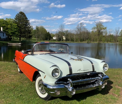 Pontiac starchief convertible 1956 ( France dpt 14)