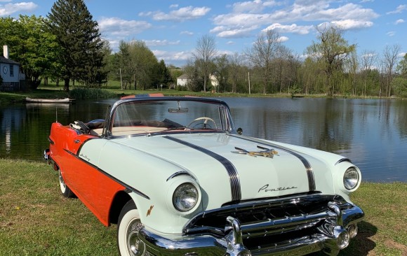 Pontiac starchief convertible 1956 ( France dpt 14)